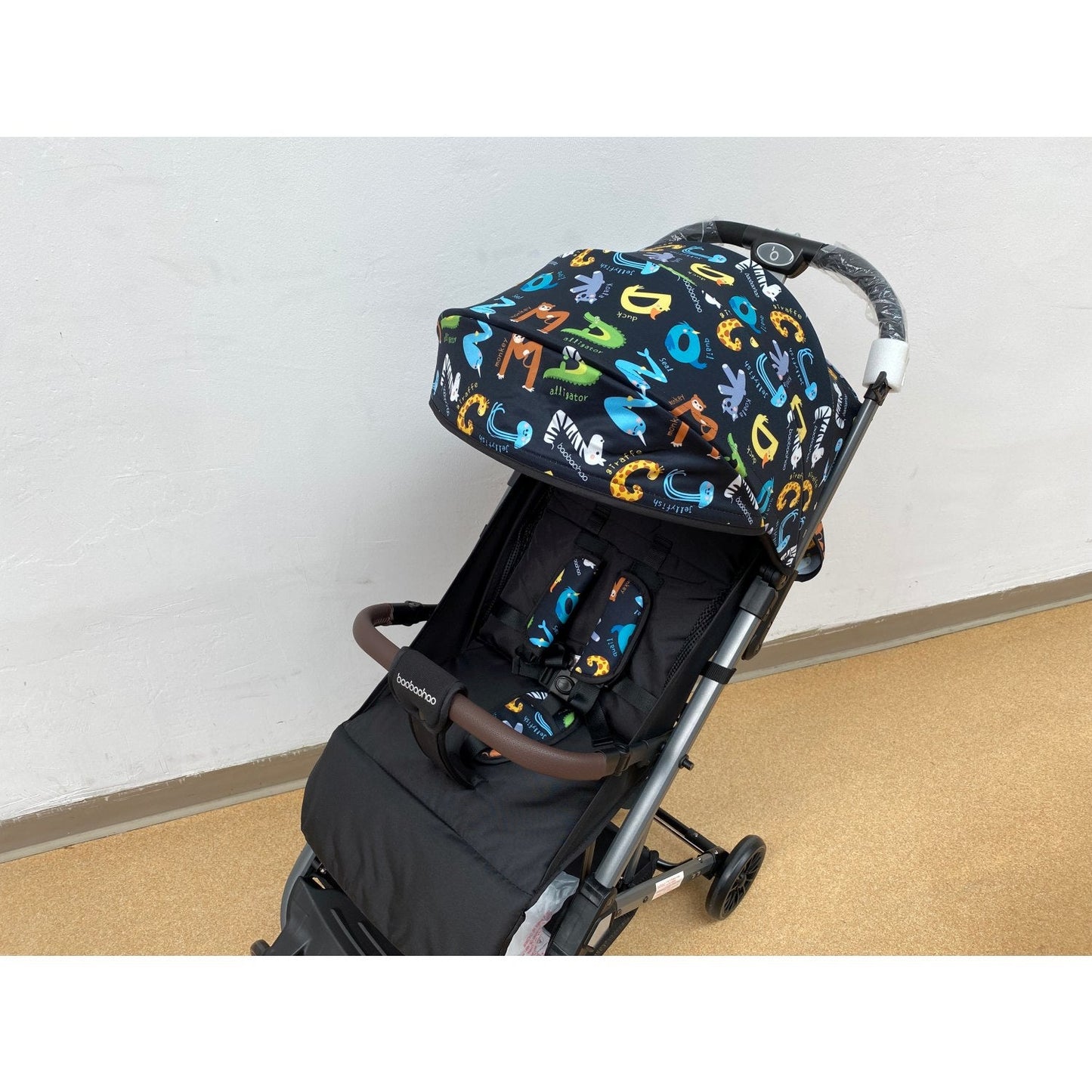 Carucior sport troler ,cu pozitie somn si protectie insecte, animale