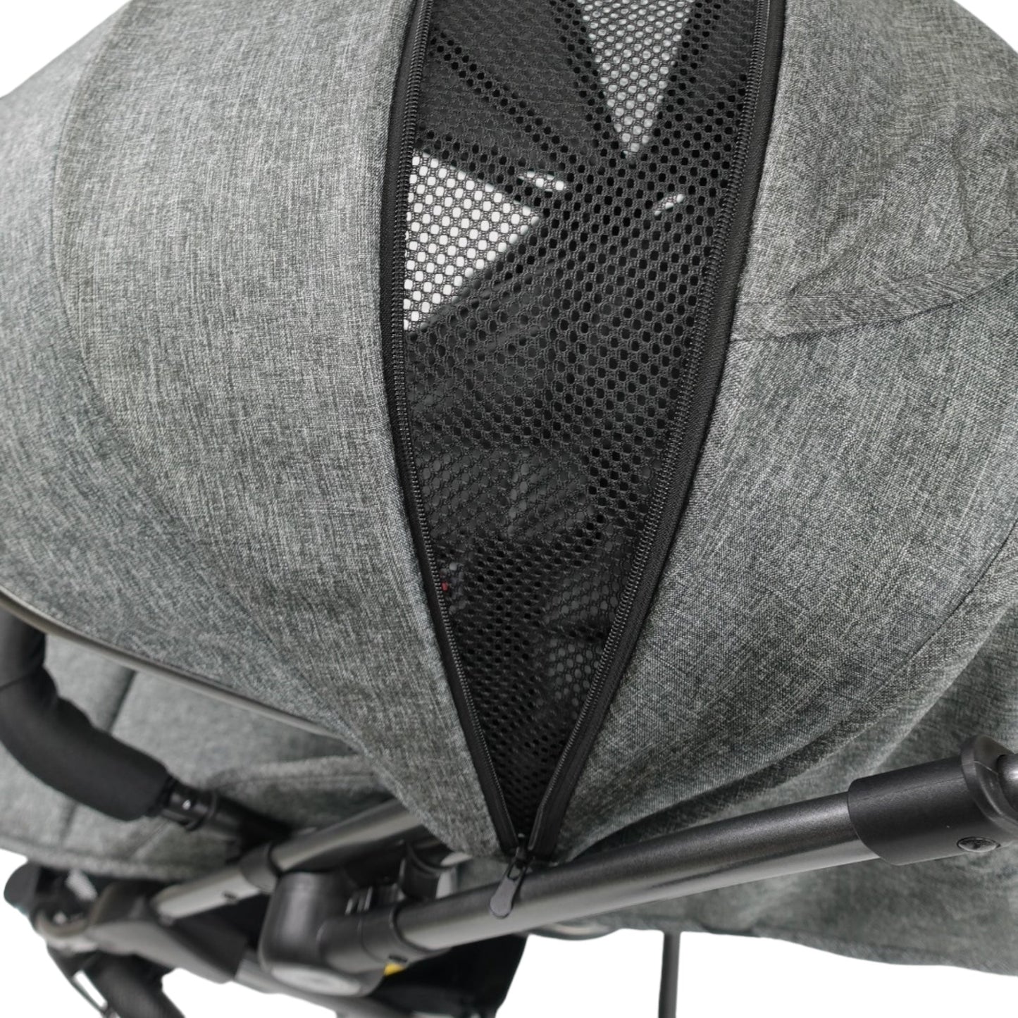 Carucior sport cu maner reversibil , pozitie somn, pliere tip troller, 6-36 luni,  culoare bej