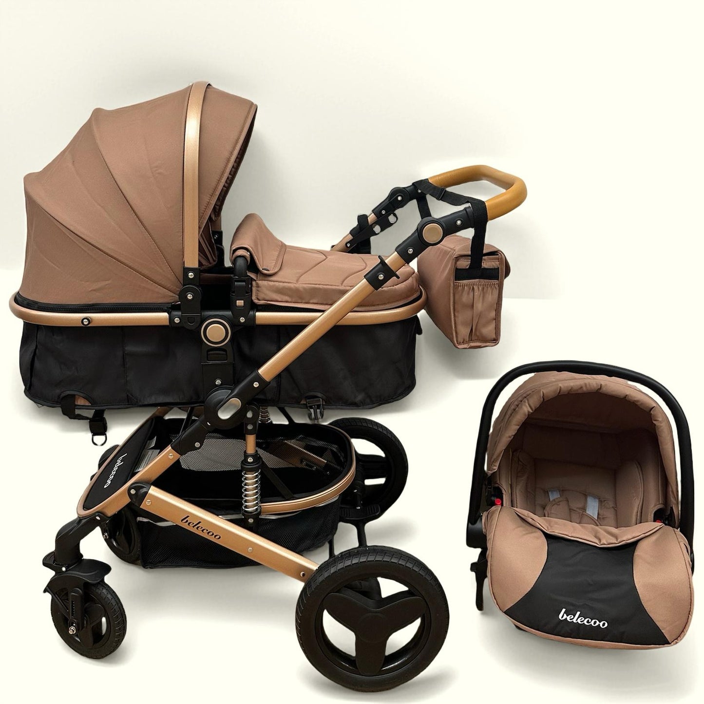 Carucior Belecoo 3 in 1 cu suspensii si roti cauciuc plin, reversibil, accesorizat culoare BEJ