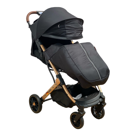 Carucior sport, cu inchidere compacta, sistem troller, pozitie somn si protectie vreme rece, NEGRU
